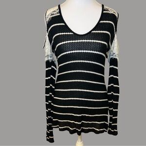 VENUS Black and White Striped Lace Shoulder Cutout Long Sleeve Top Medium